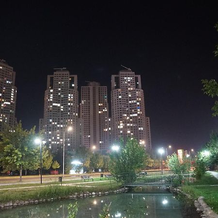Skopje Sky City 19Th Floor Twin & 12Th Floor & 25Th & 33 Floor Apartments & With Pool & Spa & Gym & Parking Included In Price Buitenkant foto