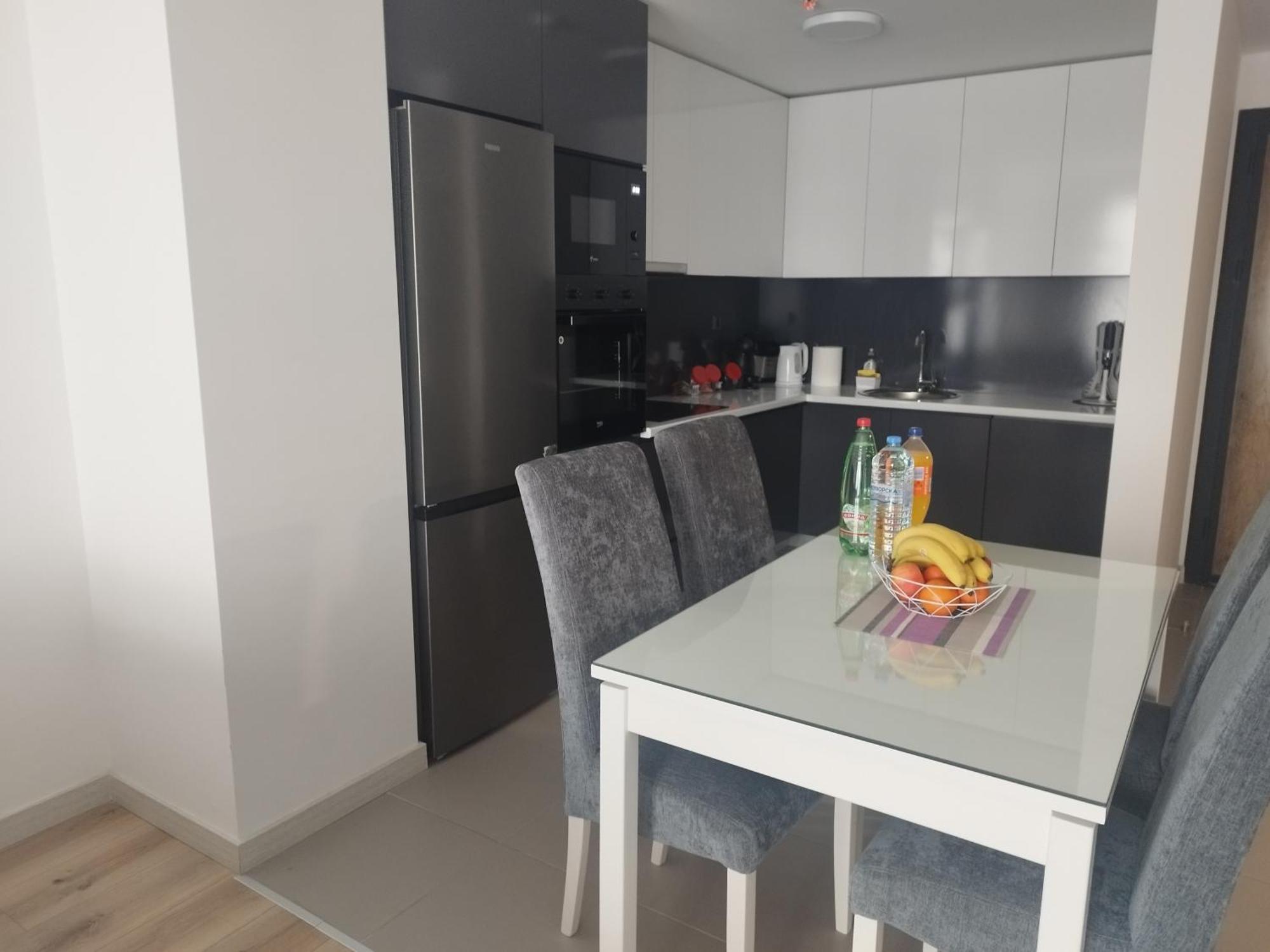Skopje Sky City 19Th Floor Twin & 12Th Floor & 25Th & 33 Floor Apartments & With Pool & Spa & Gym & Parking Included In Price Buitenkant foto